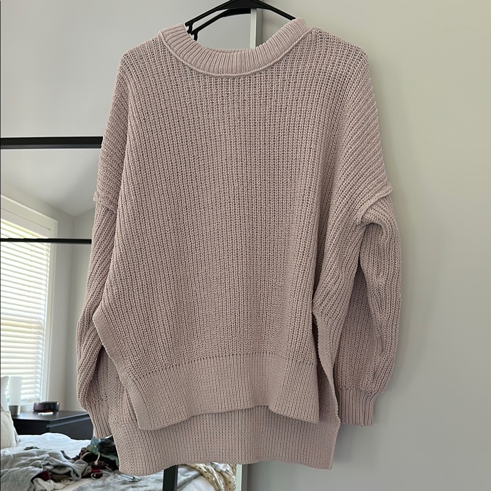 Cozy Women's Knit Aerie Sweater in Soft Pink